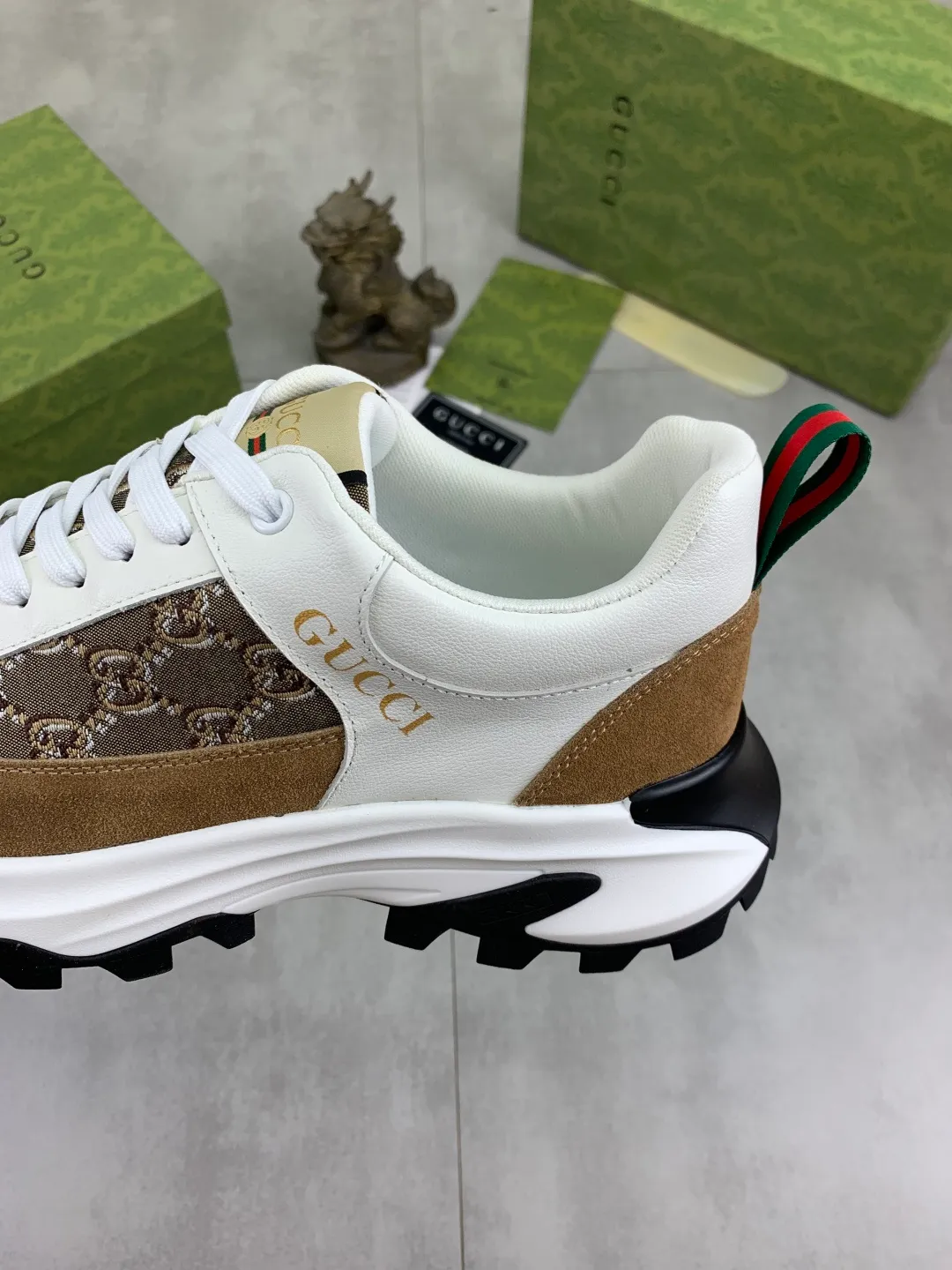 Men's shoes 💰P440💰[New model] (GUCCI) official website's latest 🎁🎁casual and fashionable men's shoes👟, hot style💥 style is simple and elegant, exclusive for trendy men. Unique official website's latest brand double G element 👑Gucci original style Decoration, fashionable and generous, made of original frosted calfskin ✅ fully imported first-layer pigskin lining, the official website specifies wear-resistant, lightweight original rubber casual outsole, classic model taken in real life 🎬38-44 (customized for 45) 4️⃣ colors available